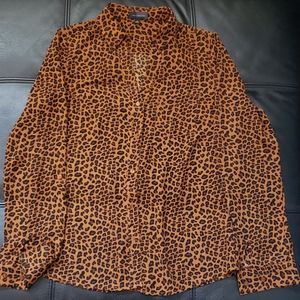 Cheetah print long sleeves blouse